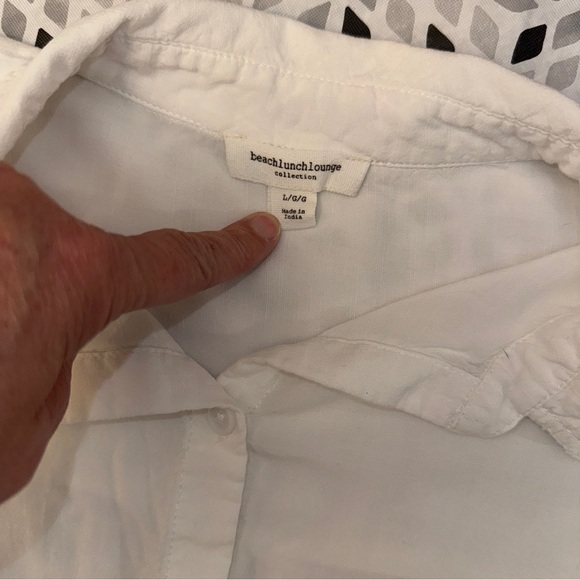 beachlunchlounge White Button Down Shirt, soft lightweight classic sz L - Picture 5 of 8
